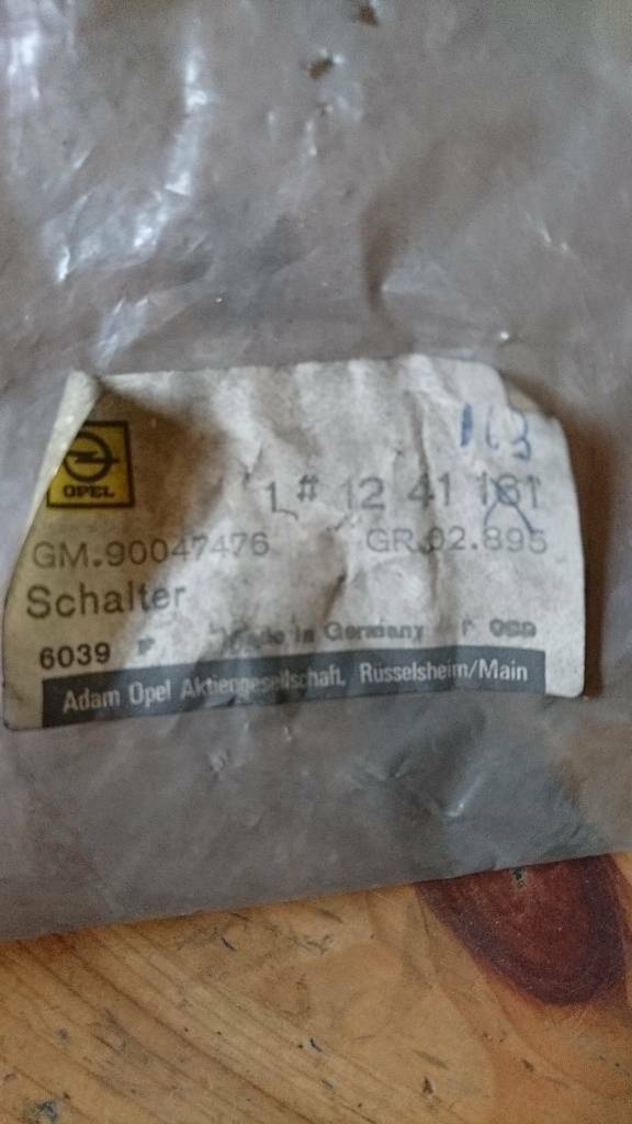 Opel Youngtimer Oldtimer Schalter neu original GM 90047476
