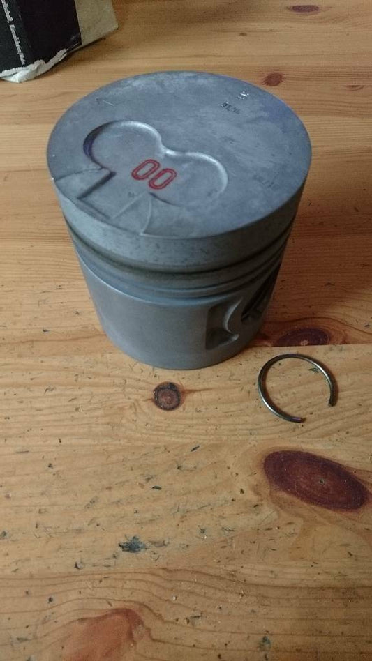 Opel Youngtimer Oldtimer Kolben neu original GM