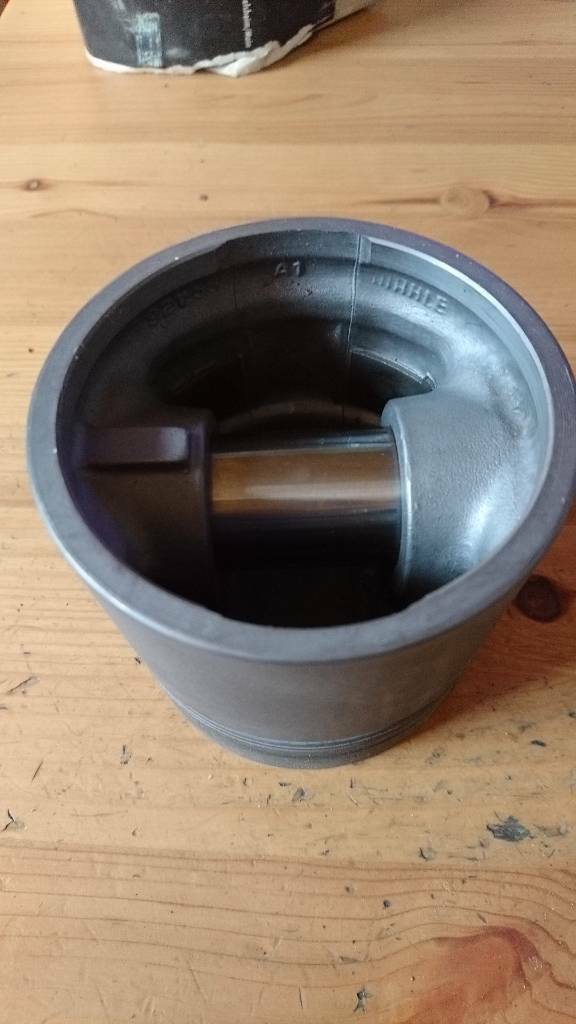 Opel Youngtimer Oldtimer Kolben neu original GM