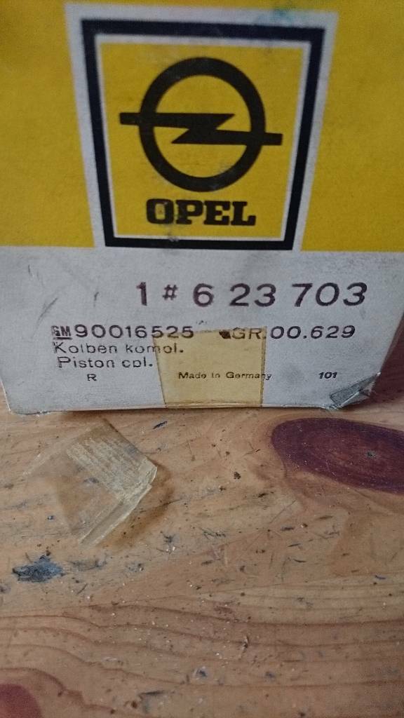 Opel Youngtimer Oldtimer Kolben neu original GM