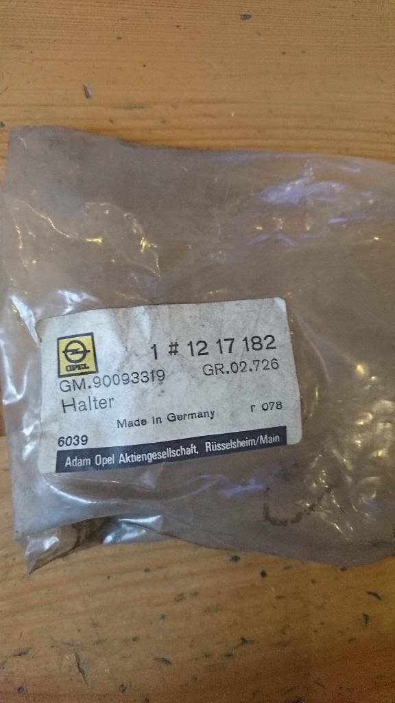 Opel Youngtimer Oldtimer Halter Bosch neu original 90093319