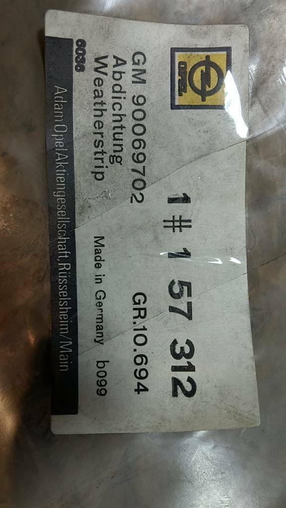 Original GM Opel Kadett Gummiabdichtung Türdichtung NEU