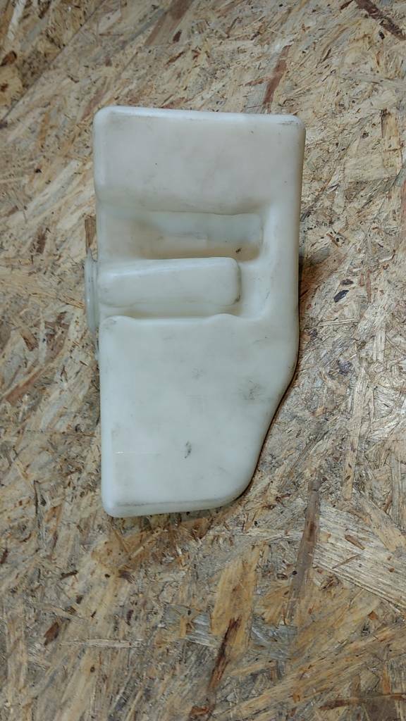 Original GM Opel Wischwasserbehälter Commodore Rekord Monza Neu