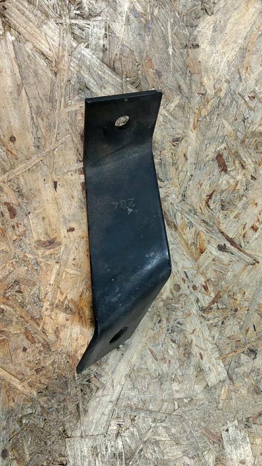 Original GM Opel Rekord Halter Stoßstange hinten rechts Mitte NEU