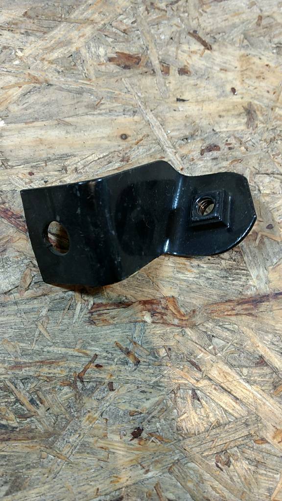 Original GM Opel Rekord D Stoßstangenhalter vorne links NEU