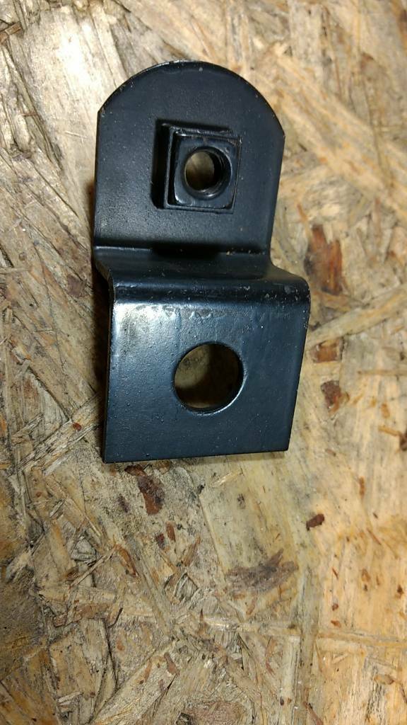 Original GM Opel Stoßstangenhalter Rekord C Commodore A Neu