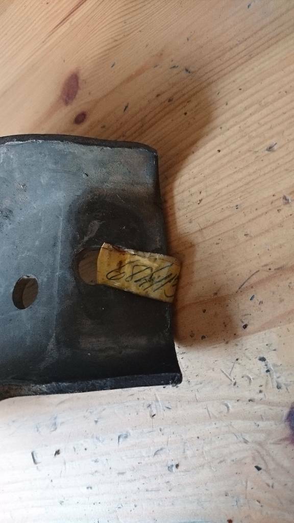 Opel Youngtimer Oldtimer Halter neu original GM 684113