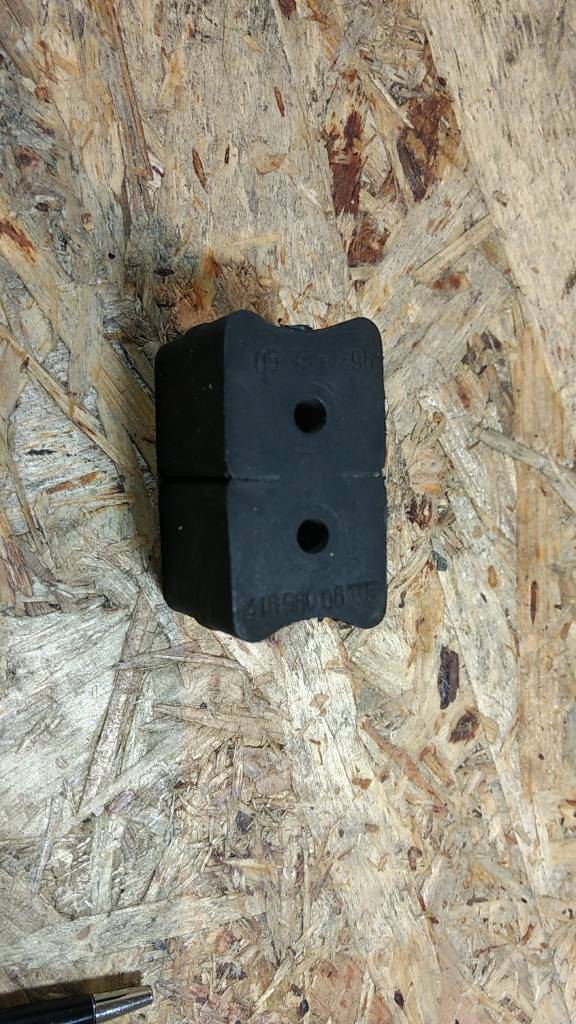 Original GM Opel Kadett D Gummipuffer Motorlager NEU