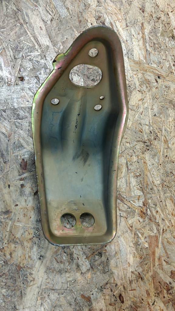 Original GM Opel Ascona C Motoraufhängung vorne links NEU