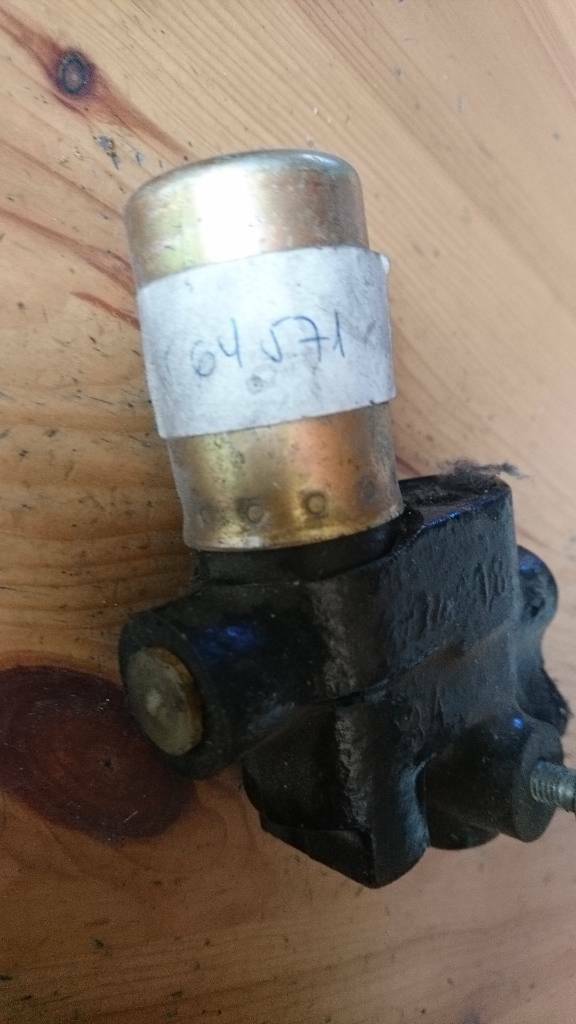 Opel Youngtimer Oldtimer Bremszylinder neu original 564571
