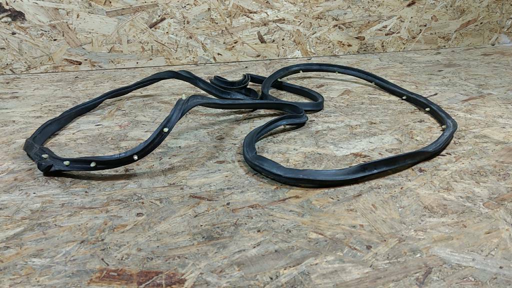 Original GM Opel Kadett B Olympia A 4-Türer Türdichtung NEU