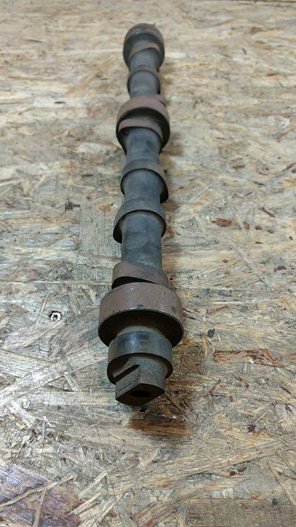 Original GM Opel Rekord D 1.7 44kw Nockenwelle NEU