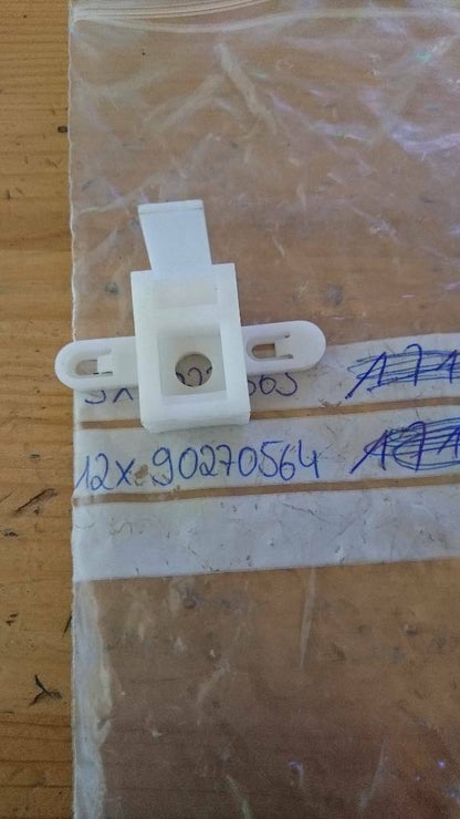 Ascona C Klammer Heckspoiler neu original GM