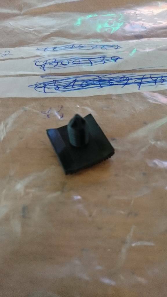 Opel Youngtimer Oldtimer Clip Klett neu original 2336942