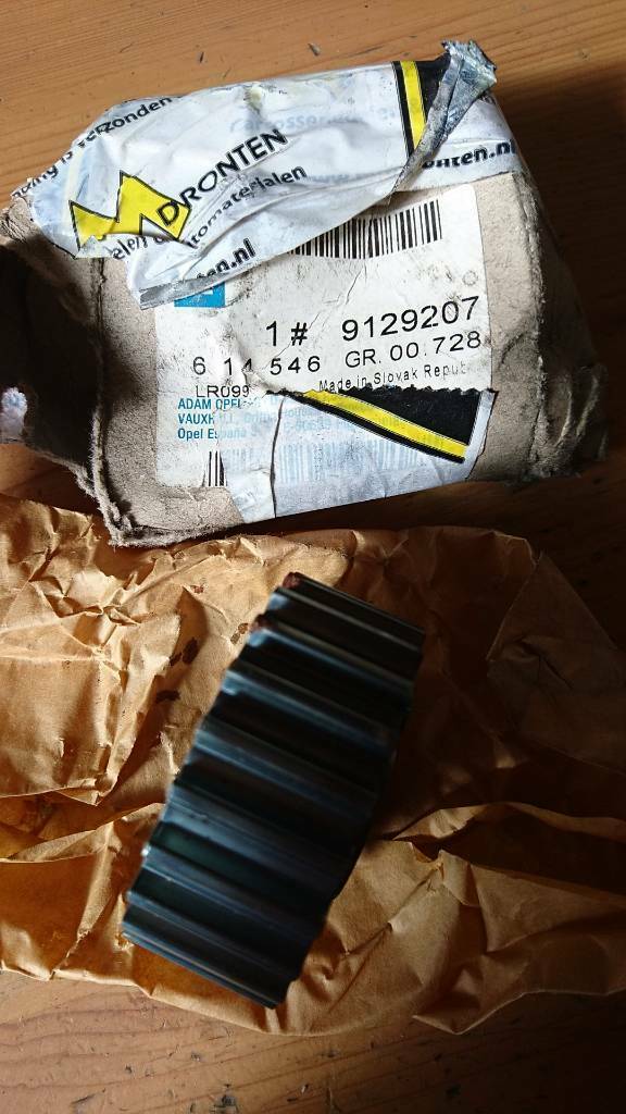 Astra Corsa Vectra Kurbelwelle Zahnrad neu original GM