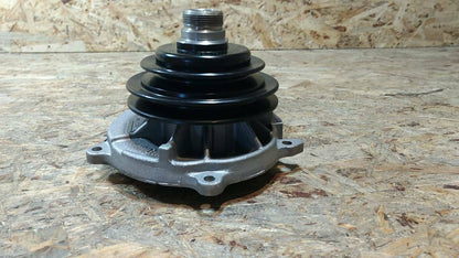 Original GM Opel Ascona B Rekord E Wasserpumpe NEU