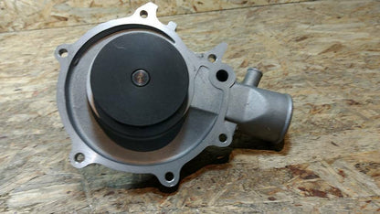 Original GM Opel Ascona B Rekord E Wasserpumpe NEU