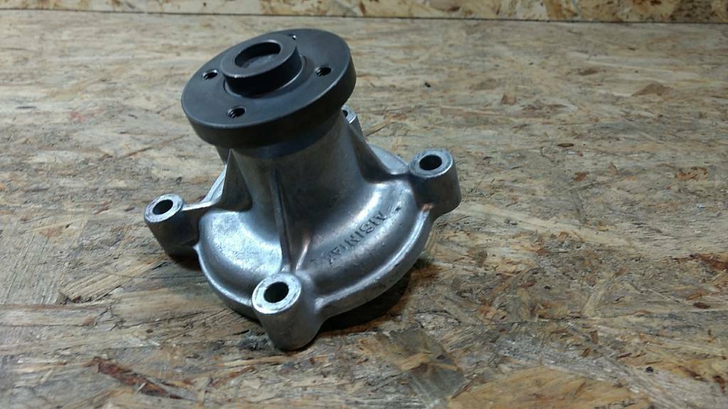 Original GM Opel Corsa B 1.7 Vectra A 1.7 Wasserpumpe NEU