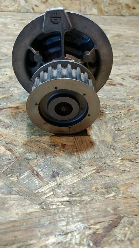 Original GM Wasserpumpe Ascona C 1.6D Kadett E NEU