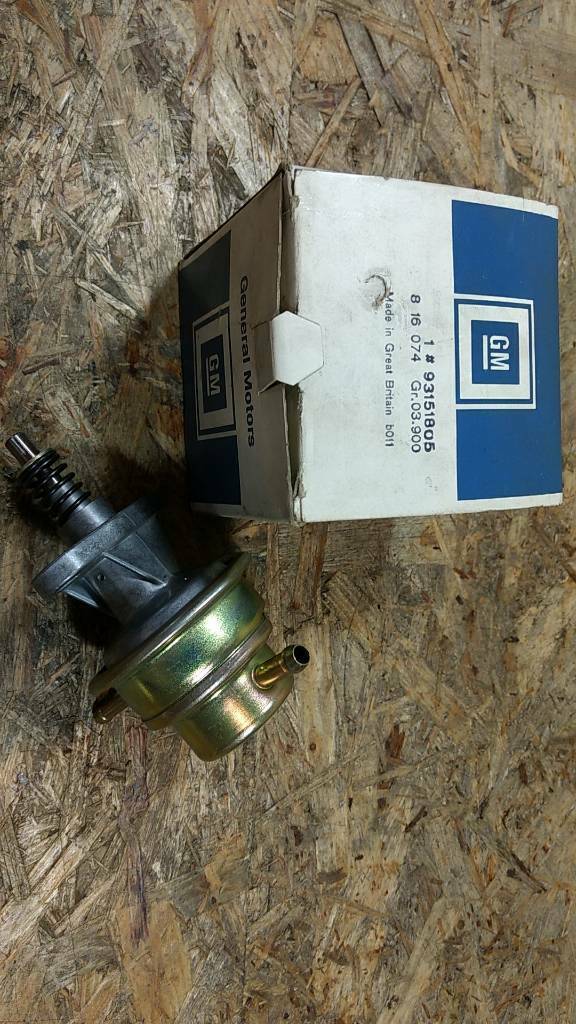 Original GM Opel Corsa A Kadett E Kraftstoffpumpe NEU