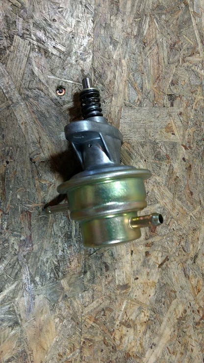 Original GM Opel Corsa A Kadett E Kraftstoffpumpe NEU