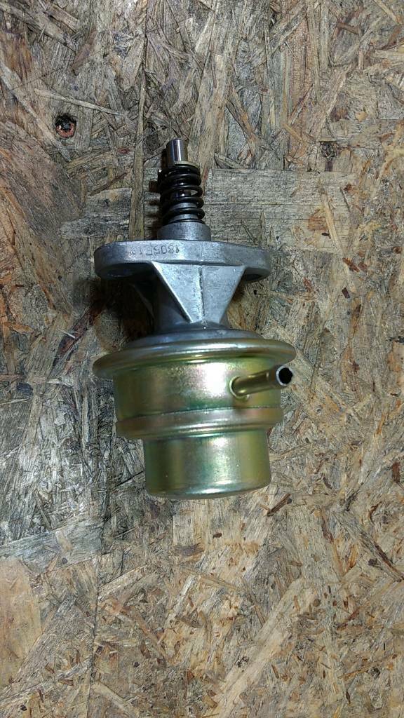 Original GM Opel Corsa A Kadett E Kraftstoffpumpe NEU