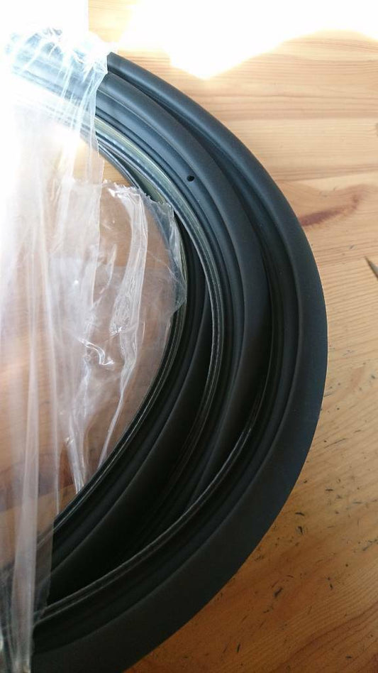 Astra F 5 Türer Gummidichtung Hintertür NEU original GM