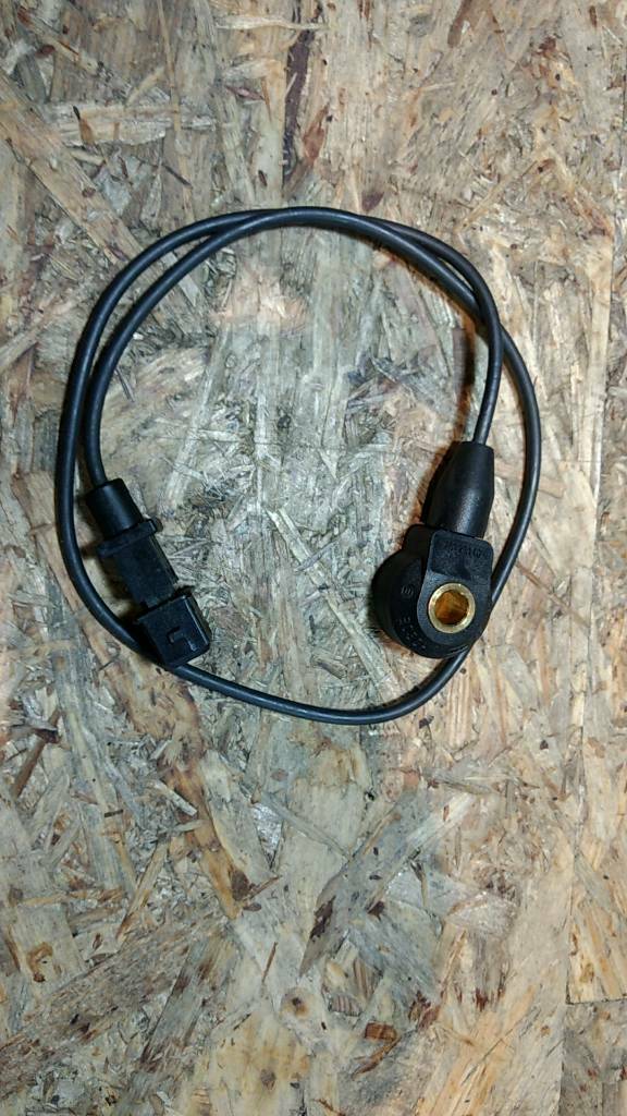 Original GM Opel Vectra B 1.6i 16V Klopfsensor NEU