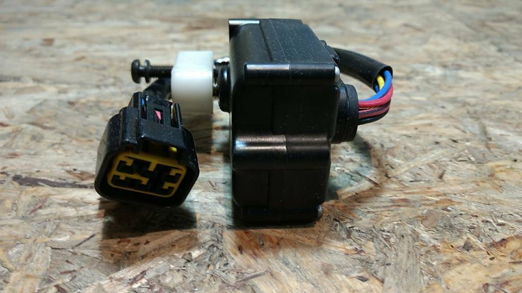 Opel Monterey Scheinwerfer Stellmotor neu Original GM