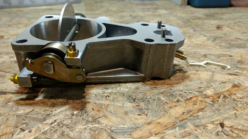Original GM Opel Astra F 2.0 C20XE Drosselkappenstutzen NEU