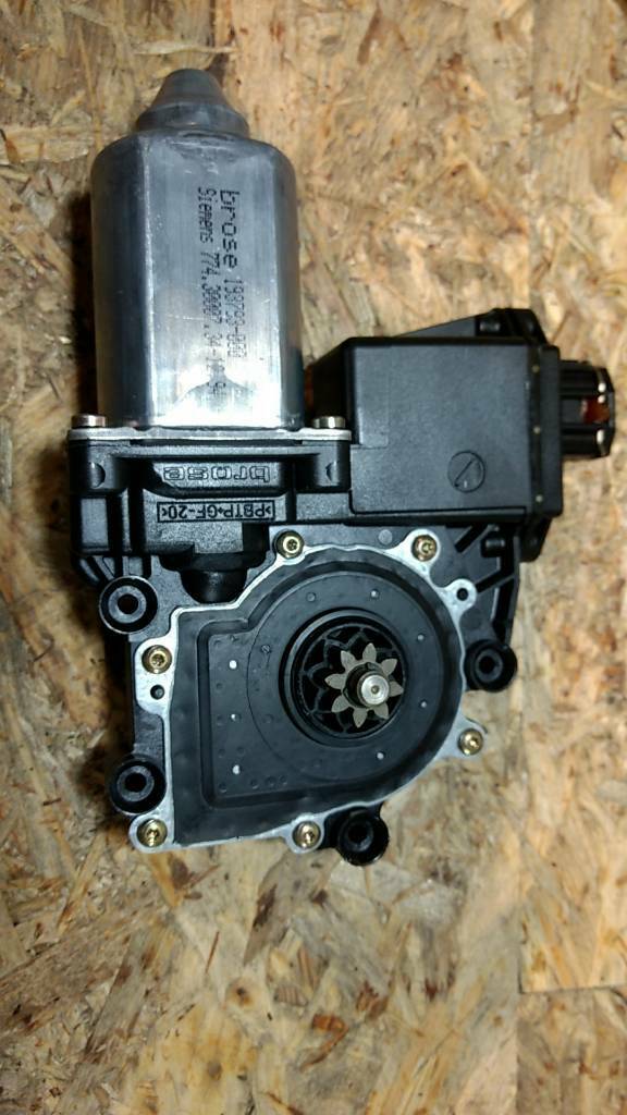 Original GM Opel Omega B Fensterhebermotor rechts NEU