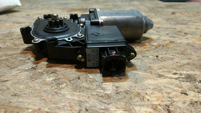 Original GM Opel Omega B Fensterhebermotor rechts NEU