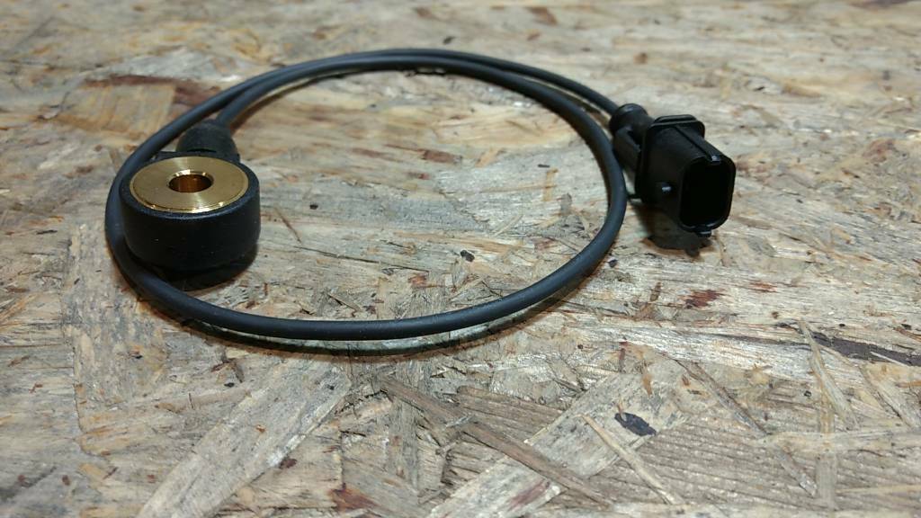 Original GM Opel Omega B 3.2v6 Klopfsensor NEU