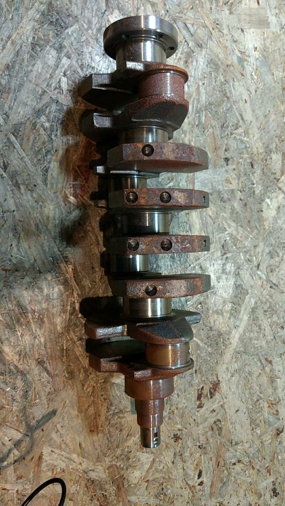 Original GM Opel Kadett E Ascona C 18E 18SE Kurbelwelle NEU