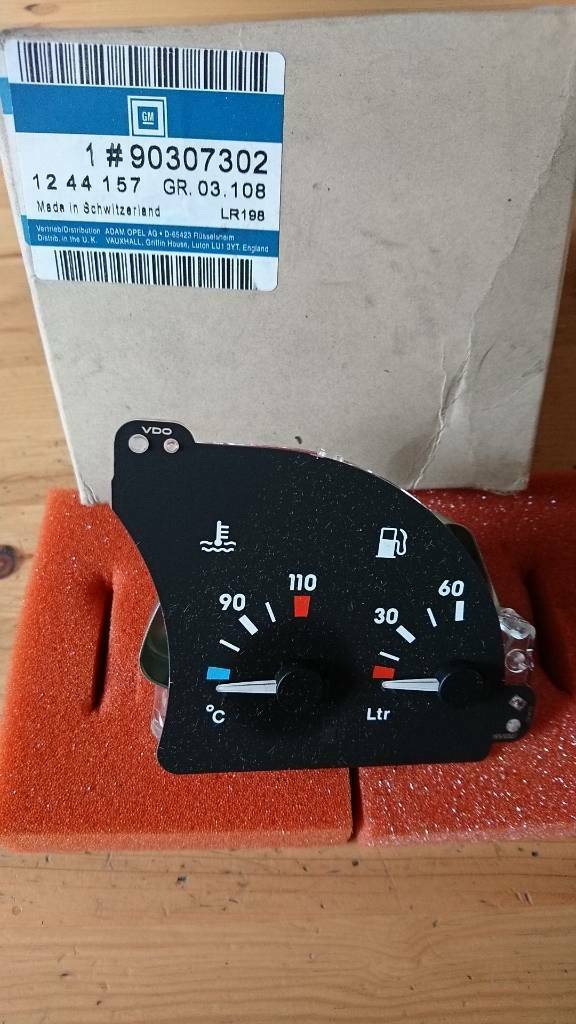 Calibra A Kraftstoff Temperatur Anzeige Tank Gauge neu original