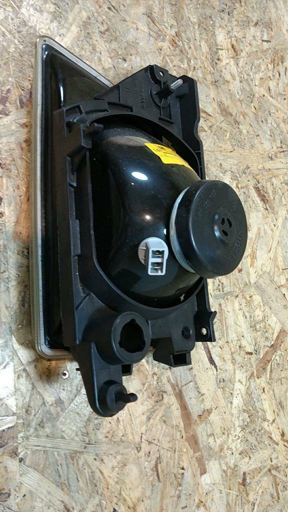 Original GM Opel Kadett E 1.6 Scheinwerfer rechts NEU