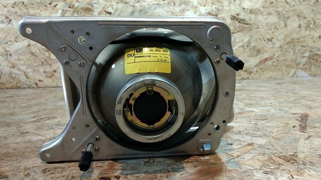 Original GM Opel Scheinwerfer links Kadett D NEU