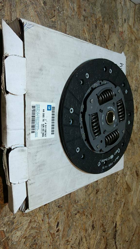 Original GM Opel Movano Vivaro Renault Kupplungsscheibe NEU