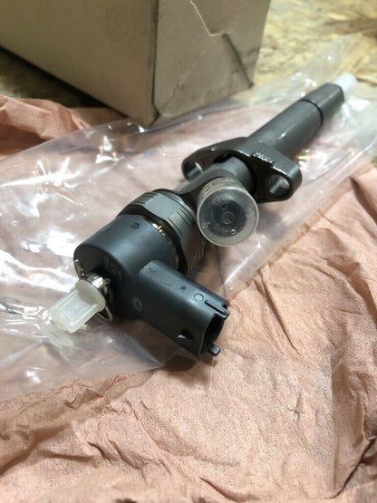 Original GM Opel Movano A 2.2 DTI Einspritzdüse *NEU*