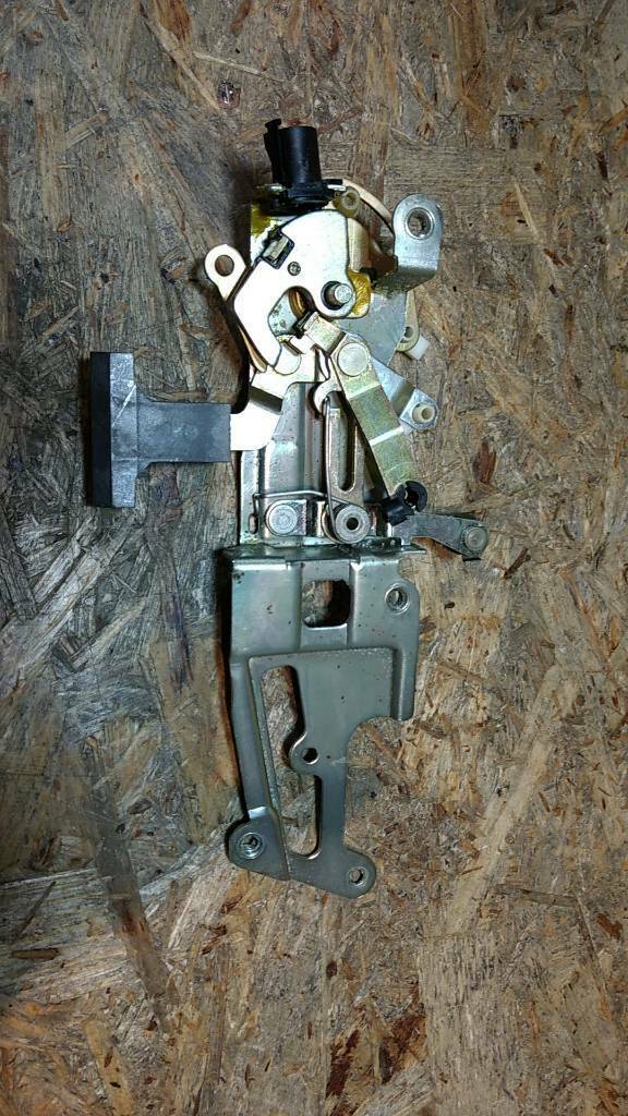 Original GM Opel Movano A ZV Stellmotor Schloss Türschloss NEU