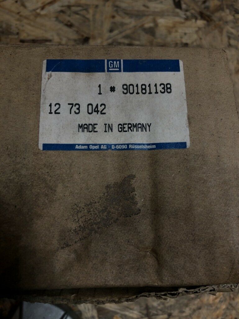 Original GM Opel Kadett E Caravan Heckwischermotor *NEU*