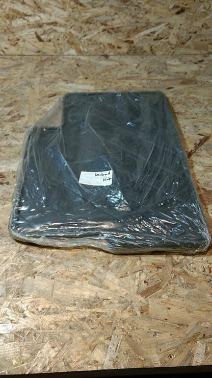 Original GM Opel Vectra A Gummi-Fußmatten-Set hinten NEU