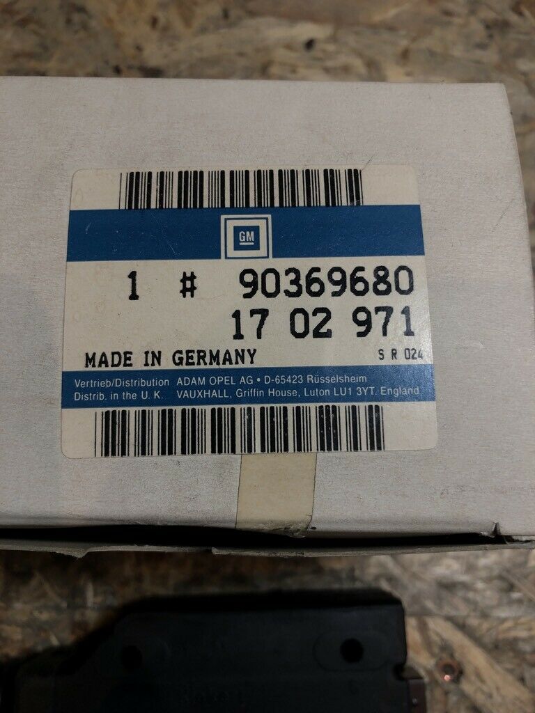 Original GM Opel Kadett E Verstärker Zentral Verriegelung *NEU*