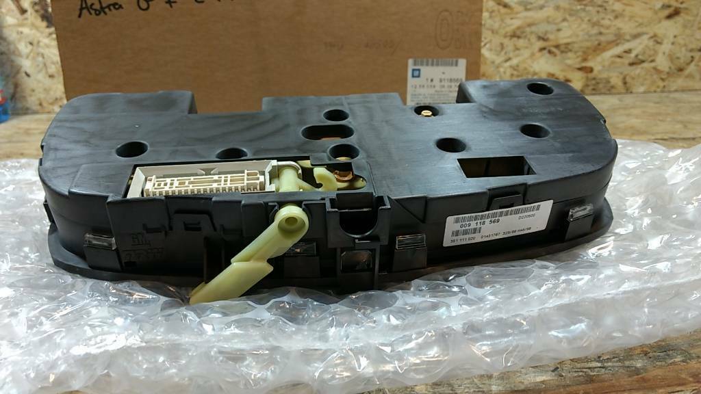 Original GM Opel Astra G Zafira A Tachometer Drehzahlmesser NEU