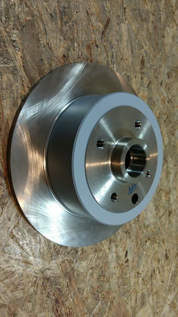 Original GM Opel Kadett E 2.0 Bremsscheibe hinten NEU