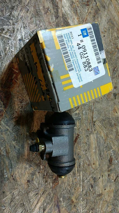Original GM Opel Renault Radbremszylinder hinten links NEU