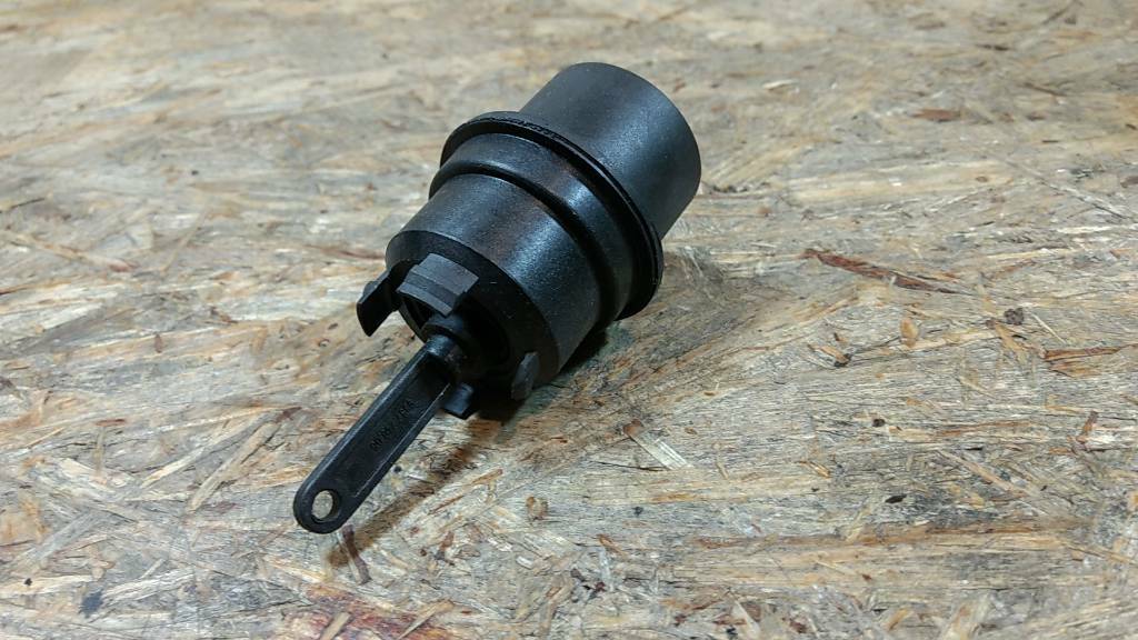 Original GM Opel Astra F Unterdruckbehälter Klimaanlage NEU