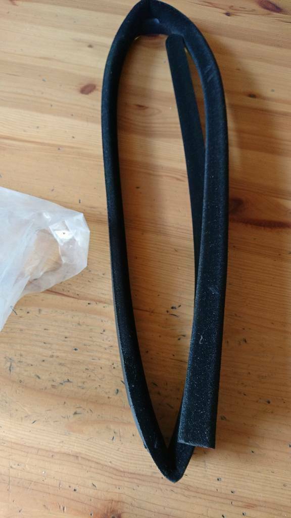 Omega A Fenster Dichtung hinten rechts Neu Original GM