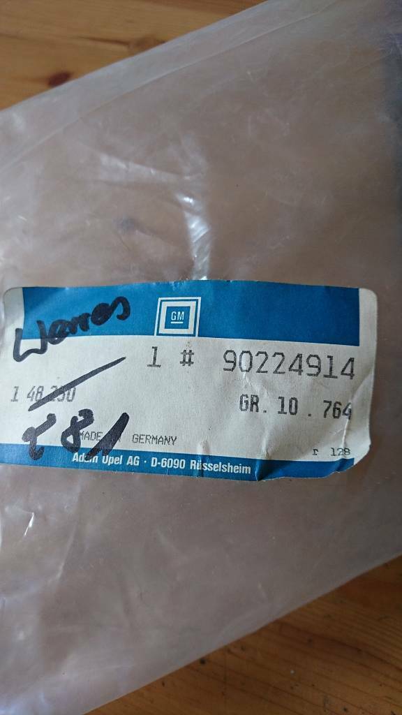 Omega A Fenster Dichtung hinten rechts Neu Original GM