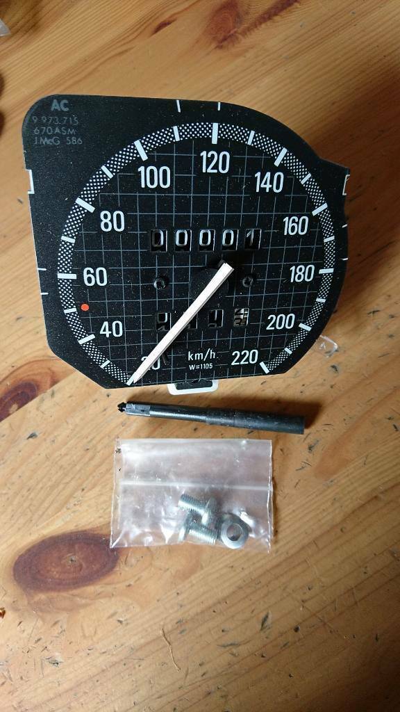 Kadett E Tachometer neu original GM